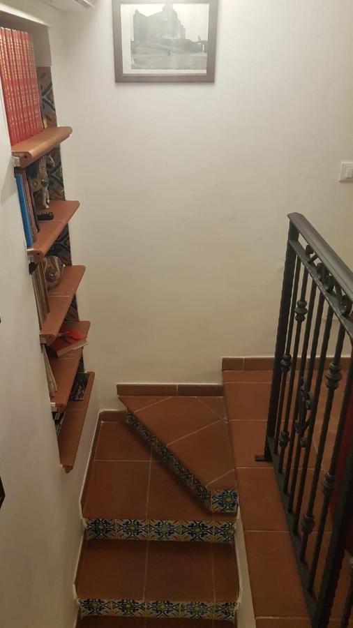 Casa Del Parlamento Apartment Palermo Luaran gambar