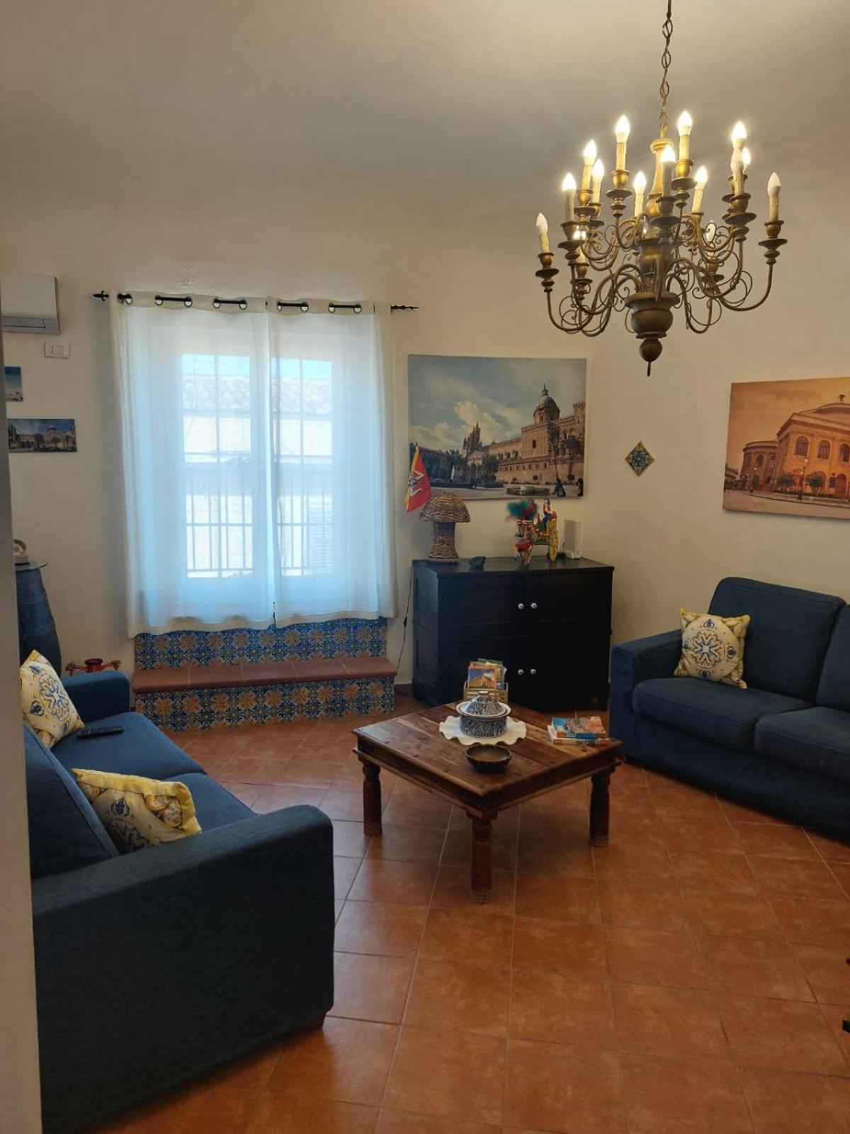 Casa Del Parlamento Apartment Palermo Luaran gambar