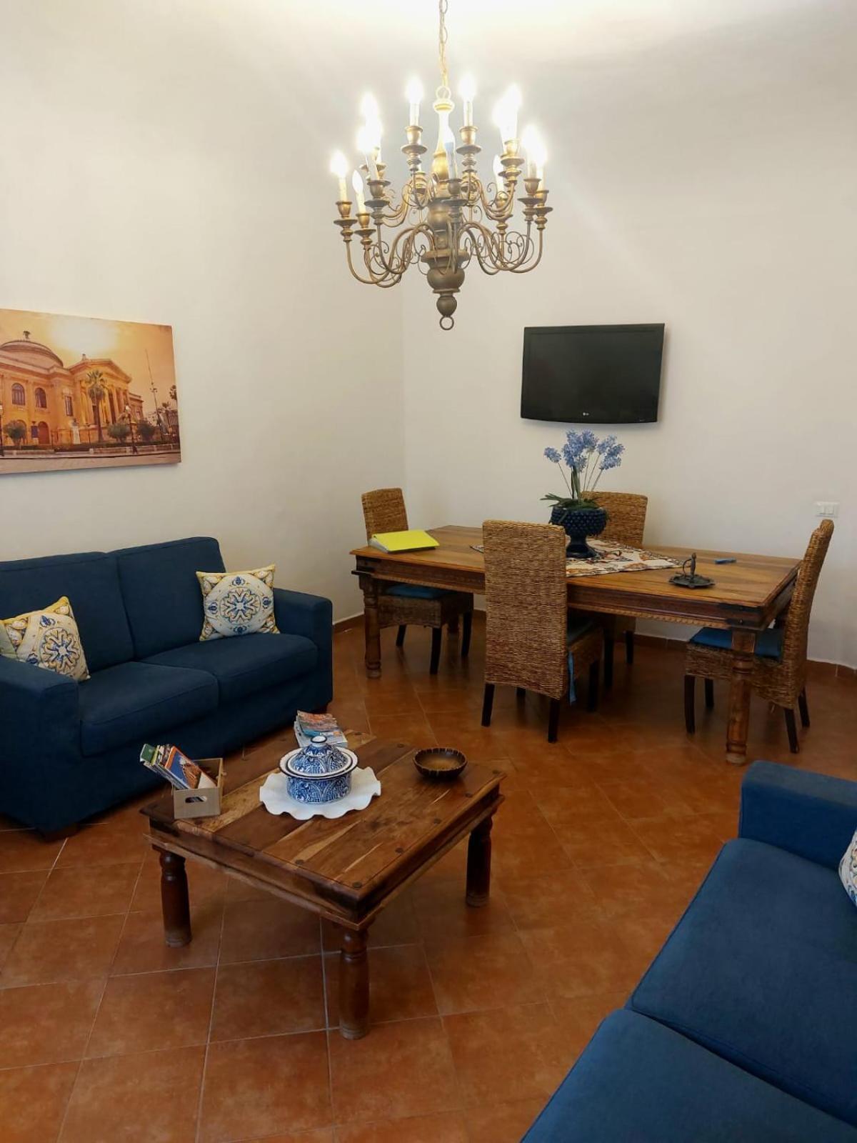 Casa Del Parlamento Apartment Palermo Luaran gambar