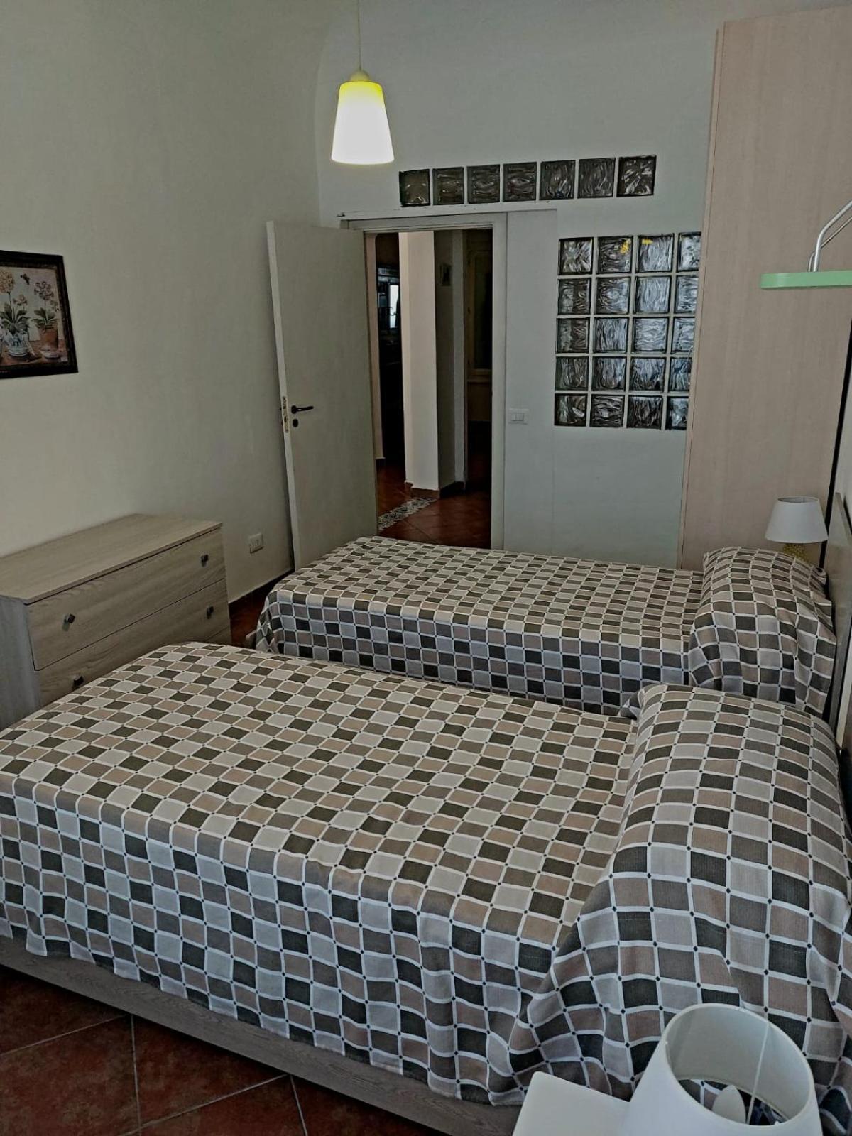 Casa Del Parlamento Apartment Palermo Luaran gambar