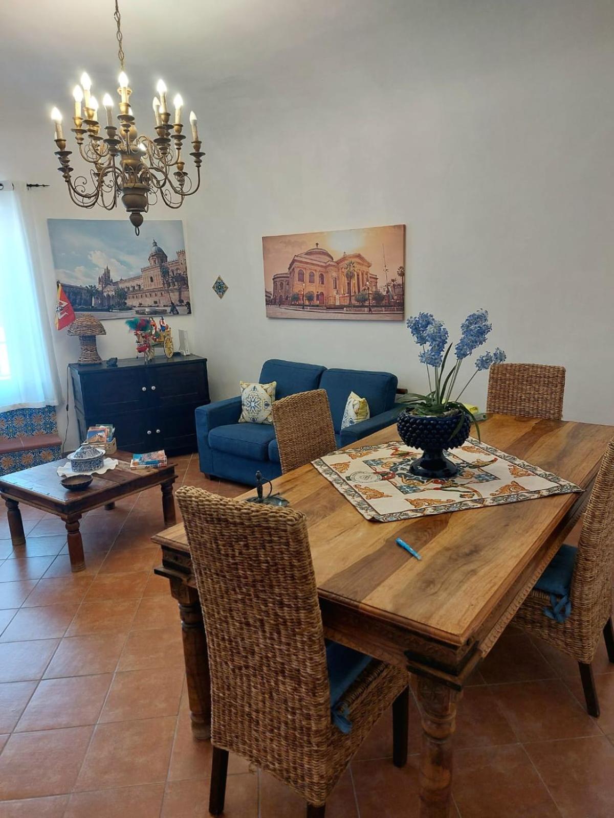 Casa Del Parlamento Apartment Palermo Luaran gambar